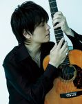 ประวัติมือกีต้าร์ Kotaro Oshio และกีต้าร์ยี่ห้อต่างๆ ที่เขาใช้