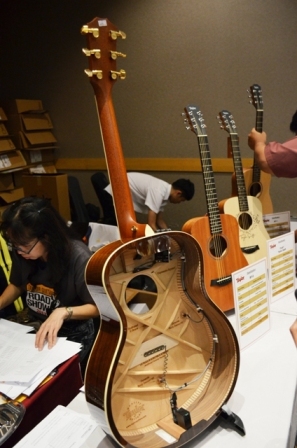 บรรยากาศงาน Taylor Guitars Road Show 2013