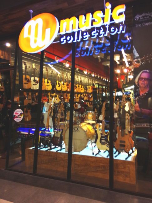 ร้านกีต้าร์มิวสิคคอลเลคชั่น (Music Collection) สาขาเซ็ลทรัลเฟสติวัลเชียงใหม่
