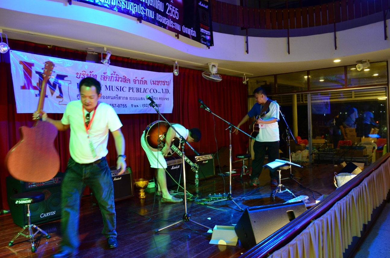 Bangkok Acoustic Guitar Meeting #1