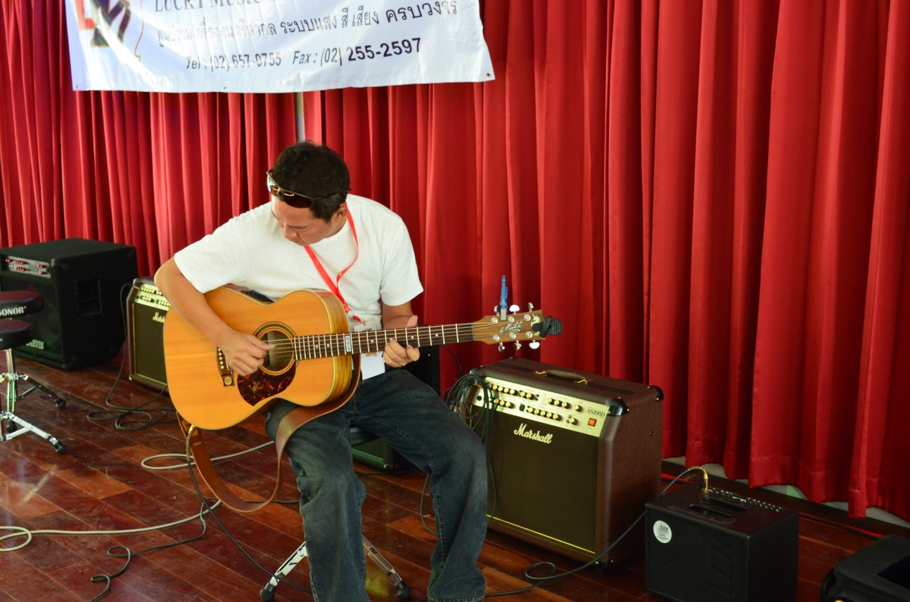 Bangkok Acoustic Guitar Meeting #1