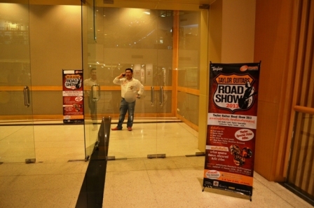 บรรยากาศงาน Taylor Guitars Road Show 2013