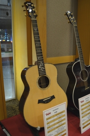 บรรยากาศงาน Taylor Guitars Road Show 2013