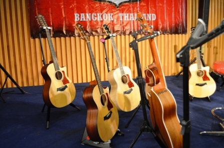 บรรยากาศงาน Taylor Guitars Road Show 2013