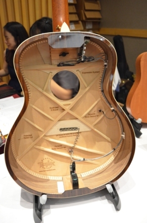 บรรยากาศงาน Taylor Guitars Road Show 2013