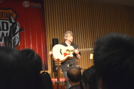 บรรยากาศงาน Taylor Guitars Road Show 2013