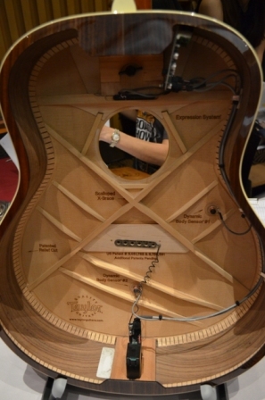 บรรยากาศงาน Taylor Guitars Road Show 2013
