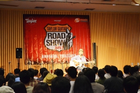 บรรยากาศงาน Taylor Guitars Road Show 2013
